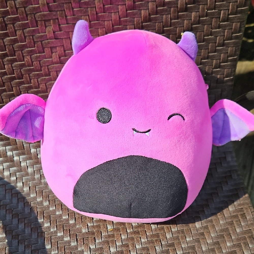 Squishmallows Wakisha The Devil Bat 12"